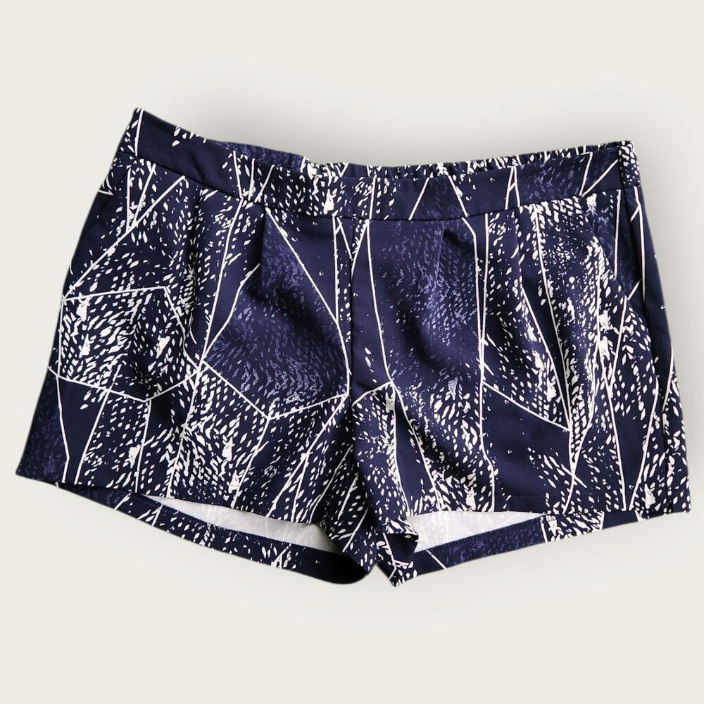 Mossimo Shorts Womens Sz L Blue White Geometric Design Elastic Waist Loungewear
